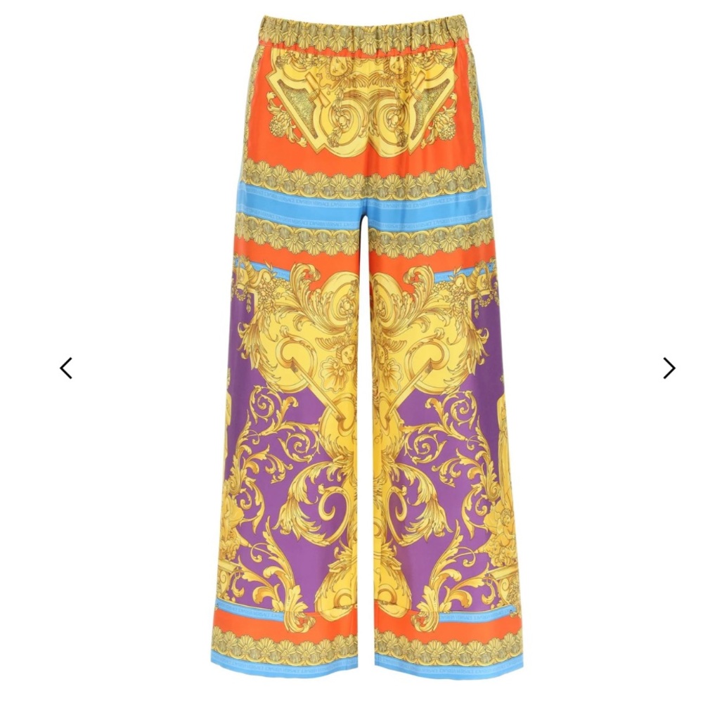 Versace Medusa Renaissance-Print Wide Leg Culottes - Picture 2 of 9